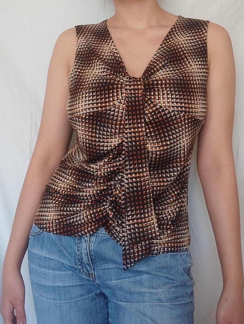 Brown Square Patterned Tank Top - Picture 2 of 7